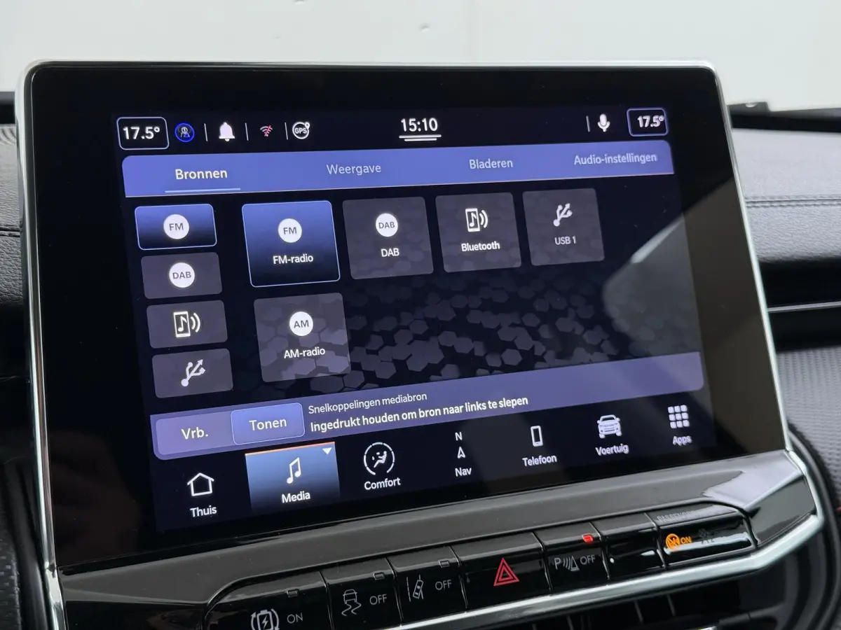 4xe 240 Plug-in Hybrid Trailhawk VAN: 31.900,- VOOR: 26.877,- UW HERFSTVOORDEEL: 5.023,-  1.3 Plug-In Hybrid | 4WD PHEV | ADAPTIVE CRUISE CONTROL | ACHTERUIT RIJ CAMERA | 20.000KM |