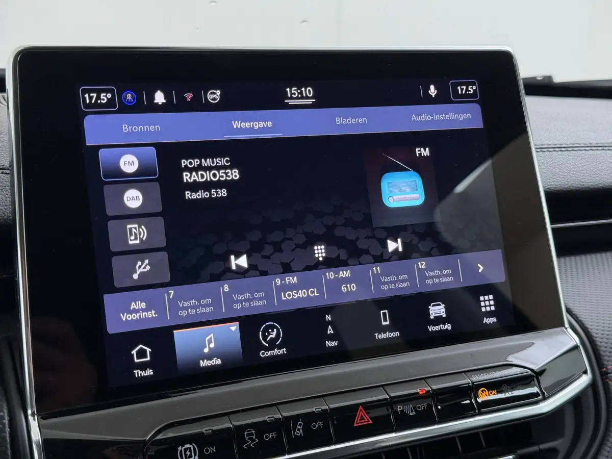 4xe 240 Plug-in Hybrid Trailhawk VAN: 31.900,- VOOR: 26.877,- UW HERFSTVOORDEEL: 5.023,-  1.3 Plug-In Hybrid | 4WD PHEV | ADAPTIVE CRUISE CONTROL | ACHTERUIT RIJ CAMERA | 20.000KM |