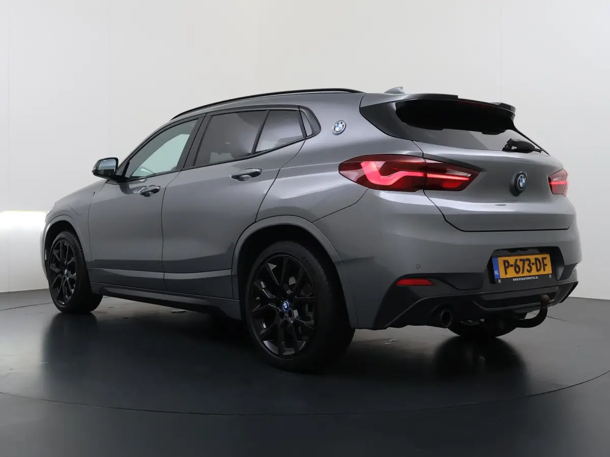 xDrive25e M SPORT Business Edition Plus VAN: 30.900,- VOOR: 27.330,- UW HERFSTVOORDEEL: 3.570,-  BOMVOL | PHEV| PANO| NAP| STOEL + STUURVERWARMING| COMFORT ACCESS| ELEK. ACHTERKLEP| AFNEEMBA