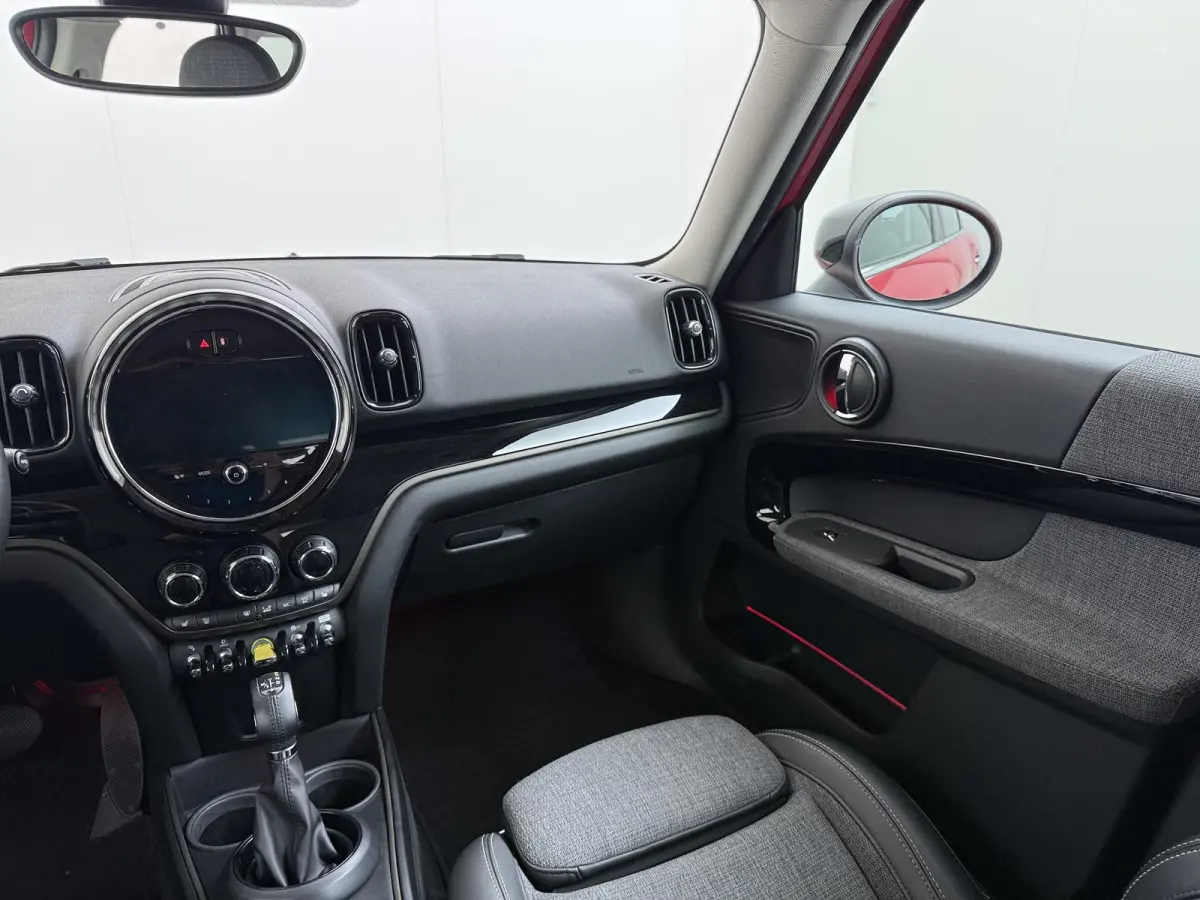 1.5 Cooper ALL4 Classic RIJKLAARPRIJS INC. 12 MND BOVAG GARANTIE | SPORTSTOELEN | AFN. TREKHAAK | 4X4 | STOELVERWARMING|