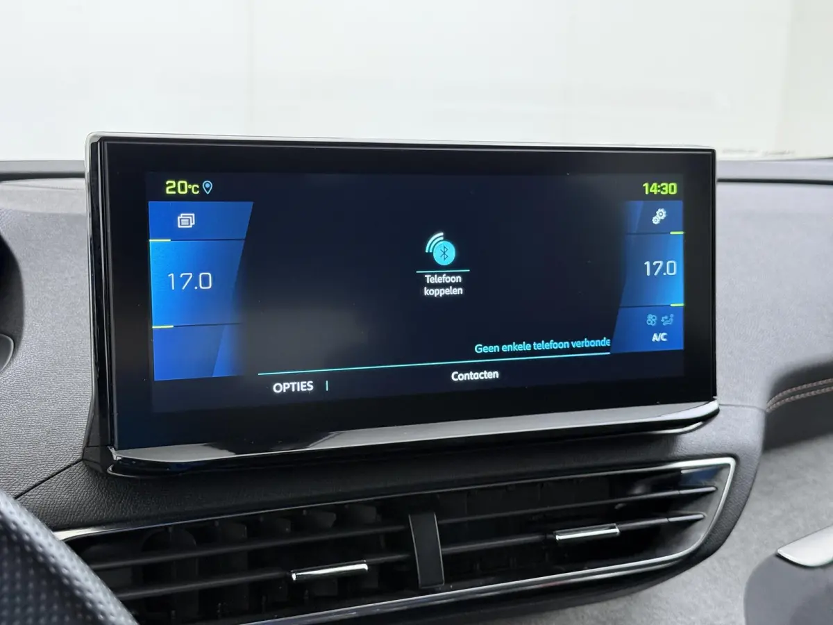 GT VAN:24.900,- VOOR:21.877,- UW HERFSTVOORDEEL:3.023,- PHEV | APPLE CARPLAY | ELEKTRISCHE ACHTERKLEP | CAMERA VOOR + ACHTER | ADAPTIVE CRUISE CONTROL | FOCAL AUDIO | DODEHOEK DETECTIE| RIJK
