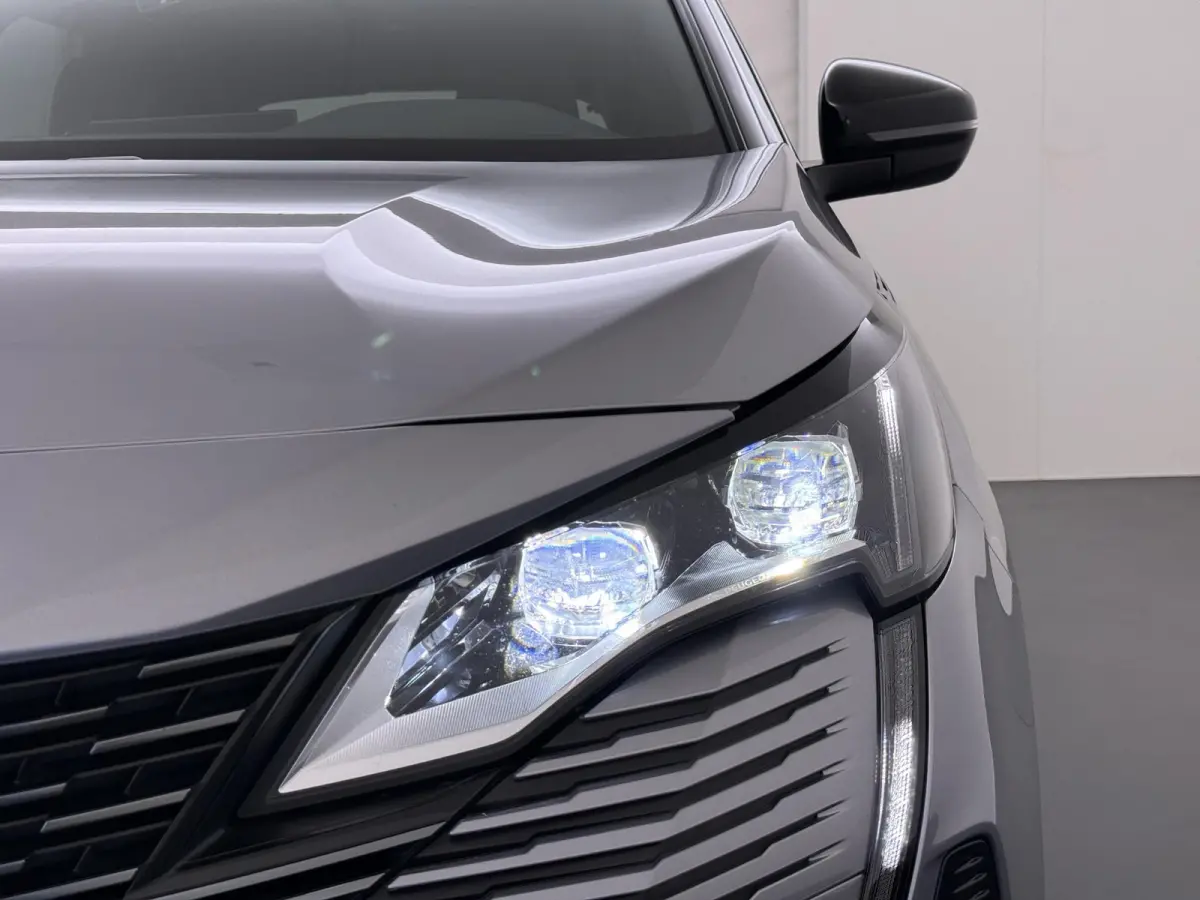 GT VAN:24.900,- VOOR:21.877,- UW HERFSTVOORDEEL:3.023,- PHEV | APPLE CARPLAY | ELEKTRISCHE ACHTERKLEP | CAMERA VOOR + ACHTER | ADAPTIVE CRUISE CONTROL | FOCAL AUDIO | DODEHOEK DETECTIE| RIJK