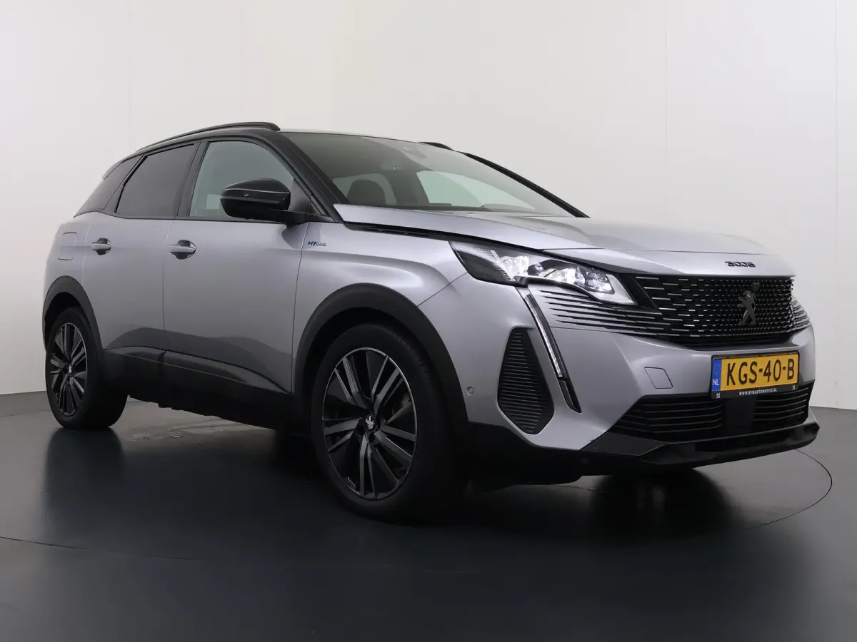 GT VAN:24.900,- VOOR:21.877,- UW HERFSTVOORDEEL:3.023,- PHEV | APPLE CARPLAY | ELEKTRISCHE ACHTERKLEP | CAMERA VOOR + ACHTER | ADAPTIVE CRUISE CONTROL | FOCAL AUDIO | DODEHOEK DETECTIE| RIJK