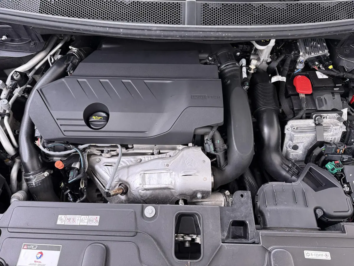 GT VAN:24.900,- VOOR:21.877,- UW HERFSTVOORDEEL:3.023,- PHEV | APPLE CARPLAY | ELEKTRISCHE ACHTERKLEP | CAMERA VOOR + ACHTER | ADAPTIVE CRUISE CONTROL | FOCAL AUDIO | DODEHOEK DETECTIE| RIJK