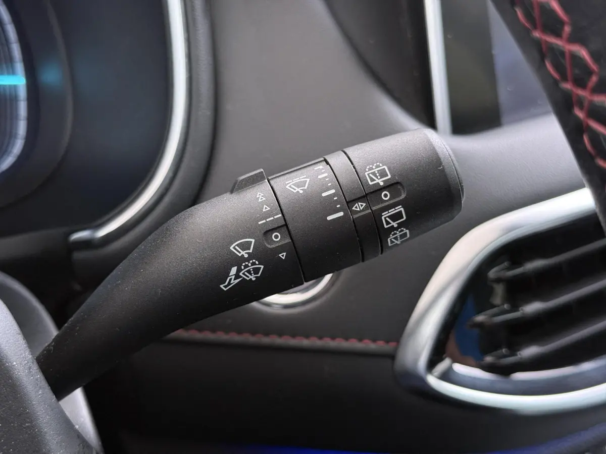 1.5 TGDI Luxury VAN: 24.900,- VOOR: 19.877,- UW HERFSTVOORDEEL: 5.023,-  PHEV | MEGA COMPLEET! | COMPLETE HISTORIE AANWEZIG | FABRIEKSGARANTIE T/M 011-2030 | 52km WLTP ELECTR RIJBEREIK, TOTA