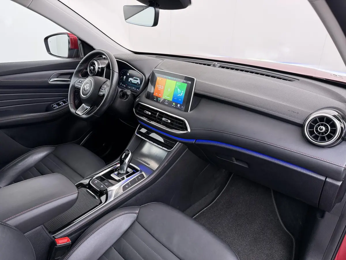 1.5 TGDI Luxury VAN: 24.900,- VOOR: 19.877,- UW HERFSTVOORDEEL: 5.023,-  PHEV | MEGA COMPLEET! | COMPLETE HISTORIE AANWEZIG | FABRIEKSGARANTIE T/M 011-2030 | 52km WLTP ELECTR RIJBEREIK, TOTA