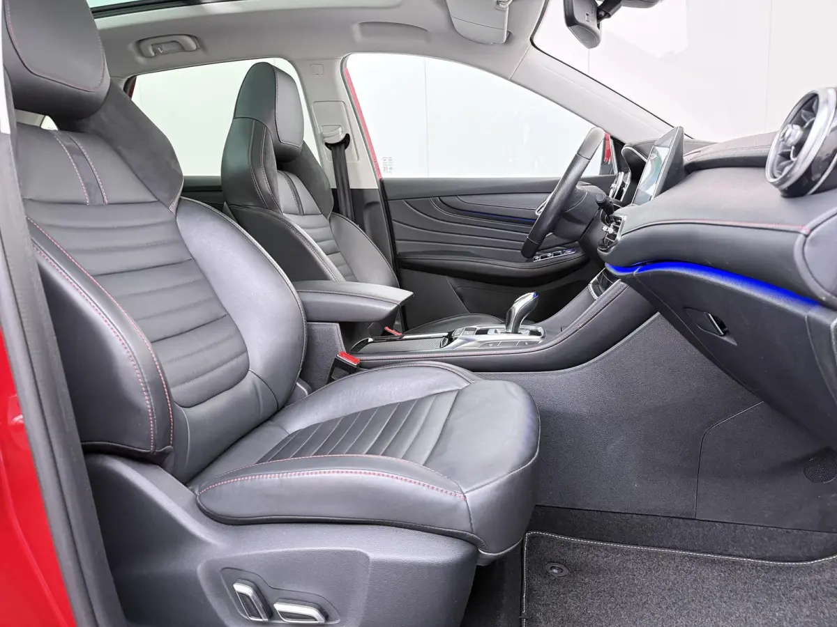1.5 TGDI Luxury VAN: 24.900,- VOOR: 19.877,- UW HERFSTVOORDEEL: 5.023,-  PHEV | MEGA COMPLEET! | COMPLETE HISTORIE AANWEZIG | FABRIEKSGARANTIE T/M 011-2030 | 52km WLTP ELECTR RIJBEREIK, TOTA