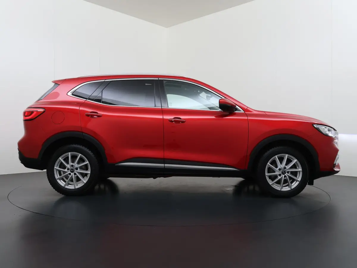 1.5 TGDI Luxury VAN: 24.900,- VOOR: 19.877,- UW HERFSTVOORDEEL: 5.023,-  PHEV | MEGA COMPLEET! | COMPLETE HISTORIE AANWEZIG | FABRIEKSGARANTIE T/M 011-2030 | 52km WLTP ELECTR RIJBEREIK, TOTA