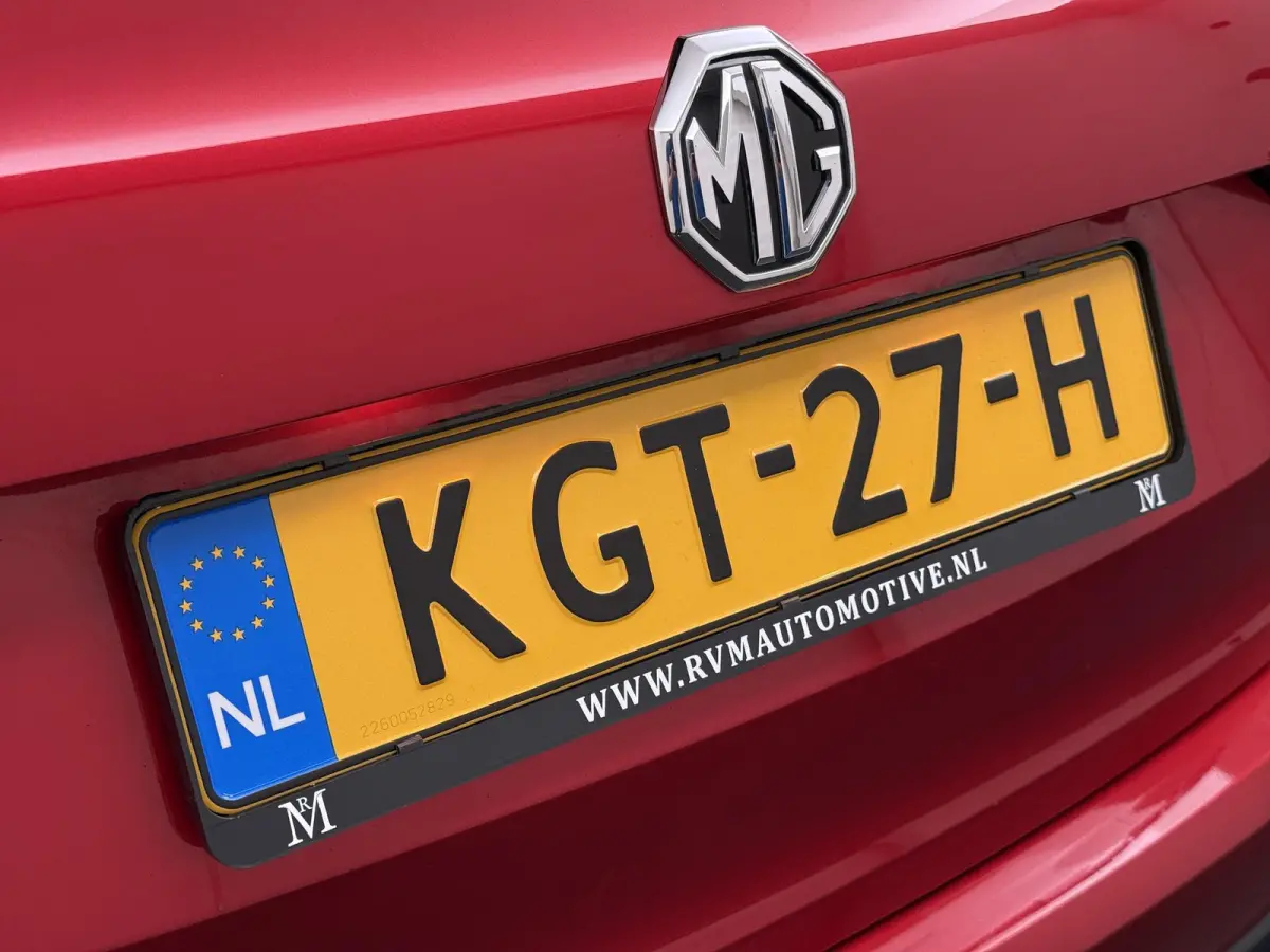 1.5 TGDI Luxury VAN: 24.900,- VOOR: 19.877,- UW HERFSTVOORDEEL: 5.023,-  PHEV | MEGA COMPLEET! | COMPLETE HISTORIE AANWEZIG | FABRIEKSGARANTIE T/M 011-2030 | 52km WLTP ELECTR RIJBEREIK, TOTA