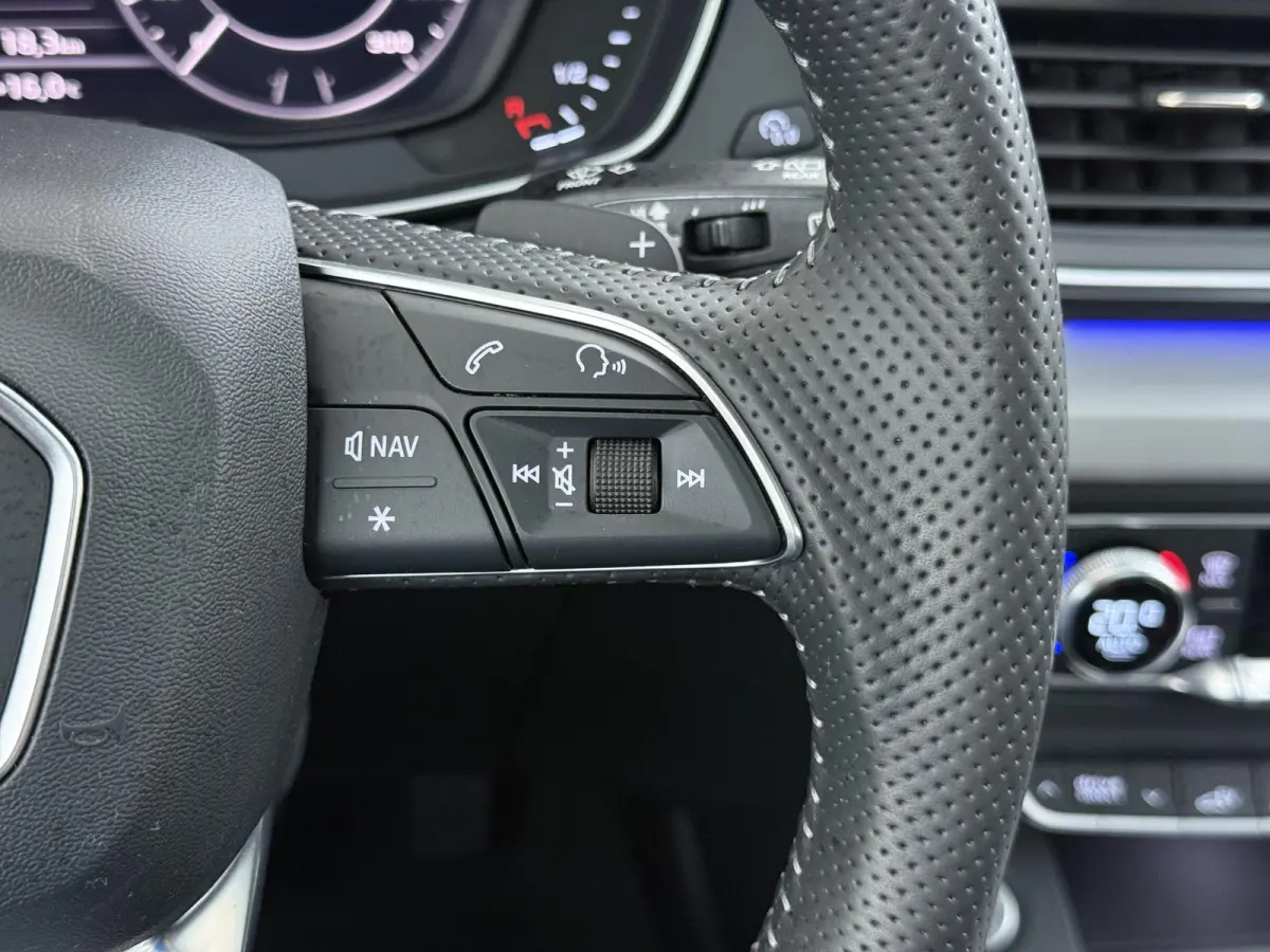 55 TFSI e quattro Competition 32.000KM! |PANO| ELEKTRISCHE TREKHAAK| ELEK. ACHTERKLEP |MASSAGE| ADAPTIVE CRUISE| CAMERA| NET ONDERHOUD GEHAD RIJKLAAR INCL. 12 MND BOVAG GARANTIE| SFEERVERLIC
