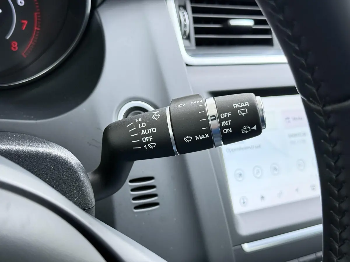 2.0 P200 AWD R-Dynamic RIJKLAARPRIJS INCL 12 MND BOVAG GARANTIE| PANO| ELEK. ACHTERKLEP| ELEK. STOEL| LEER| TREKHAAK LED