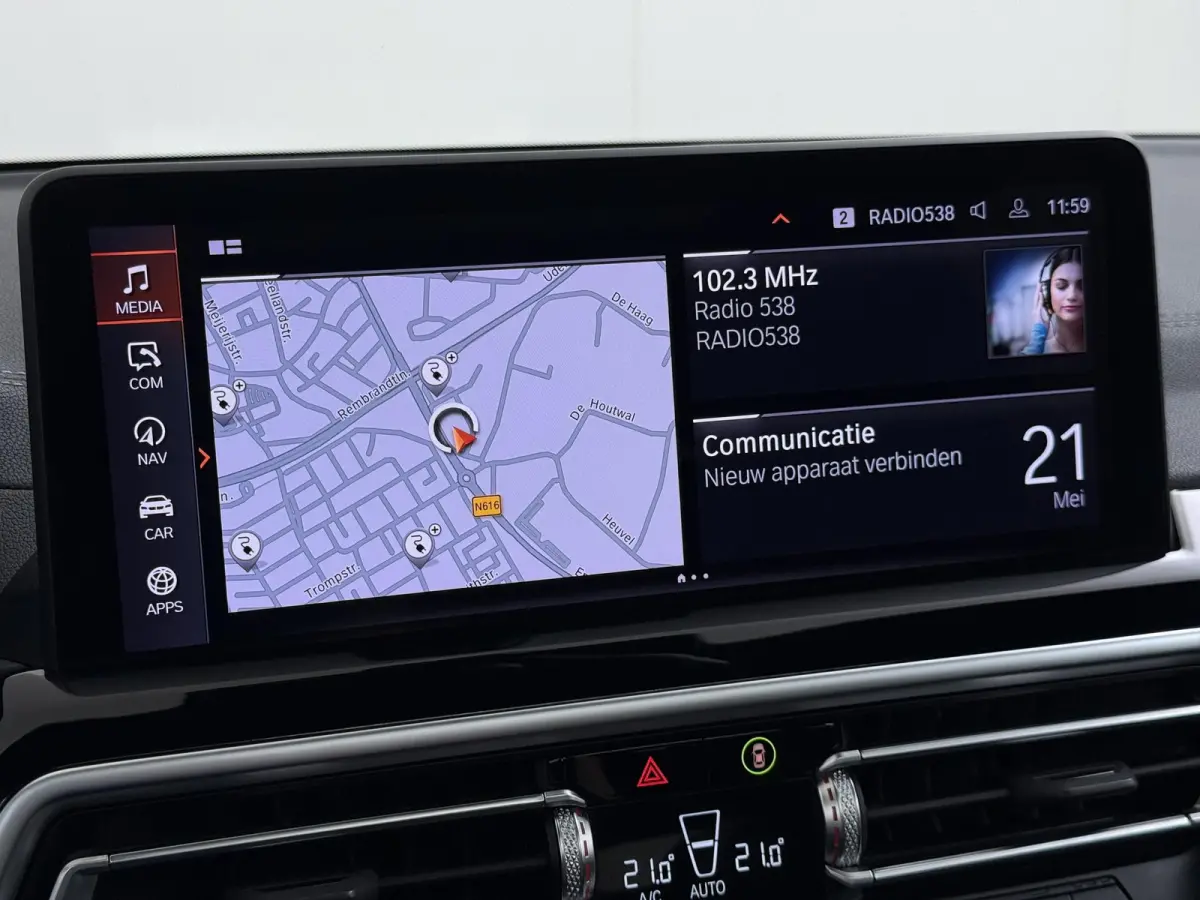 Executive 80 kWh M-Sport |SOH 99% | ELEKTRISCHE TREKHAAK| ELEKTRISCHE ACHTERKLEP| PANORAMADAK| DRIVING ASSISTENT PROFESSIONAL| DODE HOEK SENSOR| STOELVERWARMING
