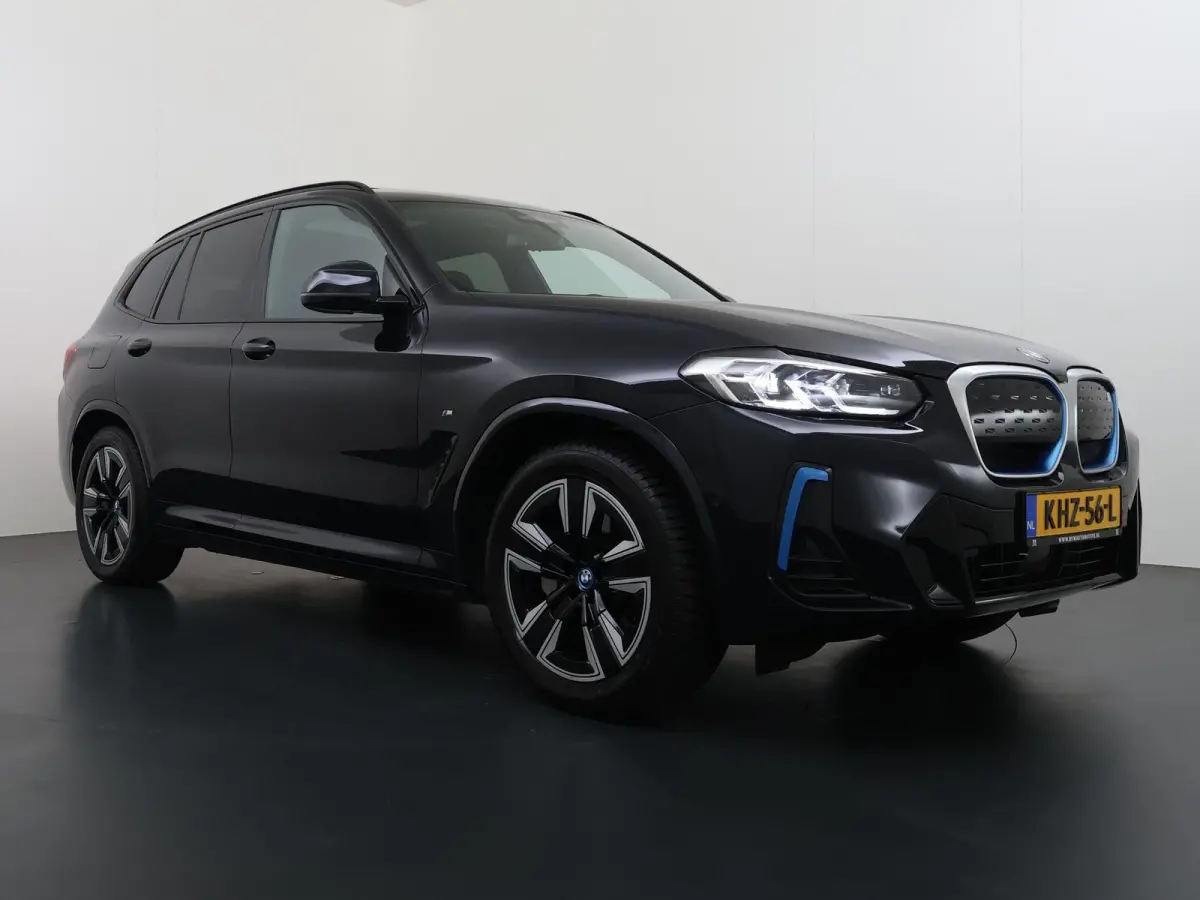 Executive 80 kWh M-Sport |SOH 99% | ELEKTRISCHE TREKHAAK| ELEKTRISCHE ACHTERKLEP| PANORAMADAK| DRIVING ASSISTENT PROFESSIONAL| DODE HOEK SENSOR| STOELVERWARMING