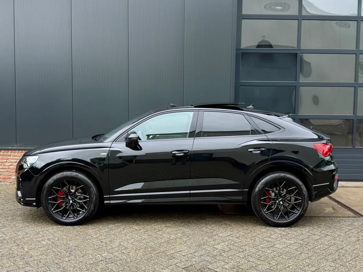 35 TFSI S-Line 150 pk Blackstyle/pano/Camera/sfeerverlichting