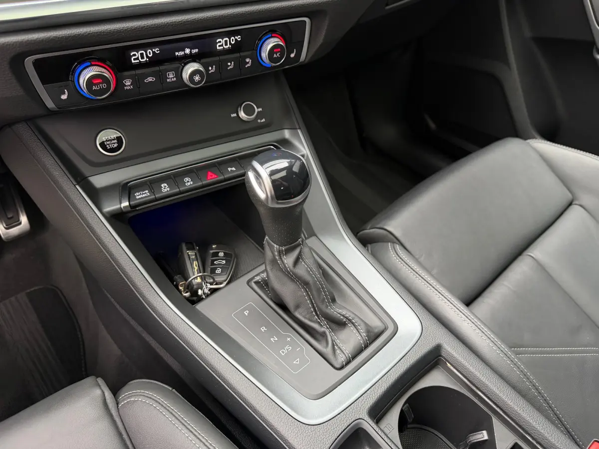 35 TFSI S-Line 150 pk Blackstyle/pano/Camera/sfeerverlichting