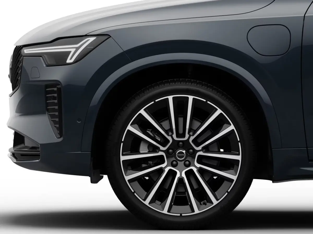 2.0 T8 Plug-in hybrid AWD Ultra Dark Exec. Ed. | 10A Schucko - Mennekes 7 meter laadkabel  | 2 stoelen op derde rij | Bowers & Wilkins audiosysteem
