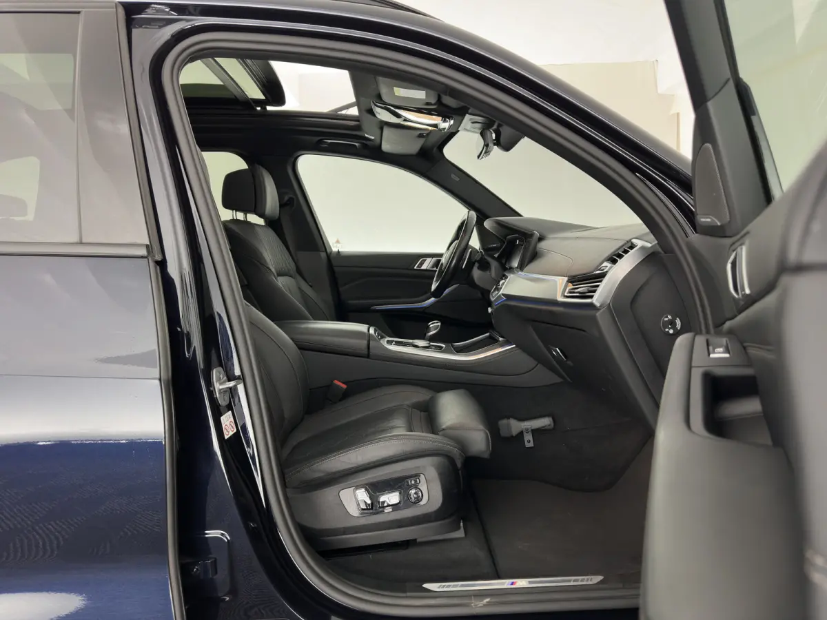 xDrive45e M-Sport-Styling High Executive (Plug-In) {SoH-91%} (INCL-BTW) *PANO | LEATHER | LASER-LED | HARMAN/KARDON | MEMORY-PACK | TOPVIEW | ADAPTIVE-CRUISE | BLINDSPOT | DIGI-COCKPIT | PRI