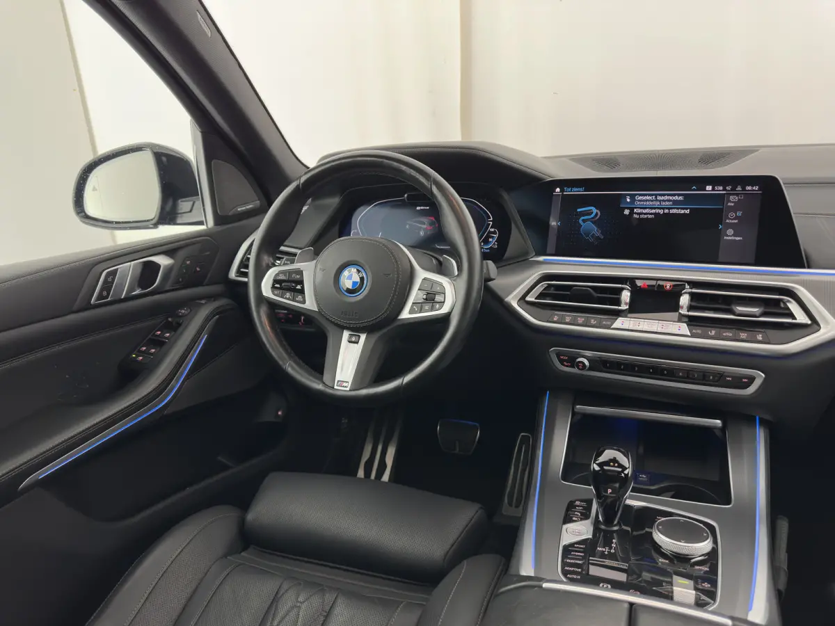 xDrive45e M-Sport-Styling High Executive (Plug-In) {SoH-91%} (INCL-BTW) *PANO | LEATHER | LASER-LED | HARMAN/KARDON | MEMORY-PACK | TOPVIEW | ADAPTIVE-CRUISE | BLINDSPOT | DIGI-COCKPIT | PRI