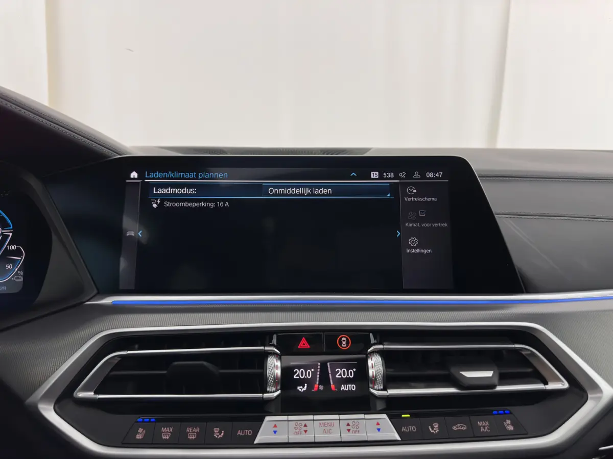 xDrive45e M-Sport-Styling High Executive (Plug-In) {SoH-91%} (INCL-BTW) *PANO | LEATHER | LASER-LED | HARMAN/KARDON | MEMORY-PACK | TOPVIEW | ADAPTIVE-CRUISE | BLINDSPOT | DIGI-COCKPIT | PRI