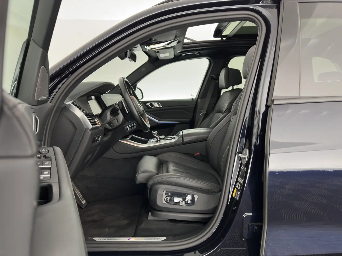 xDrive45e M-Sport-Styling High Executive (Plug-In) {SoH-91%} (INCL-BTW) *PANO | LEATHER | LASER-LED | HARMAN/KARDON | MEMORY-PACK | TOPVIEW | ADAPTIVE-CRUISE | BLINDSPOT | DIGI-COCKPIT | PRI