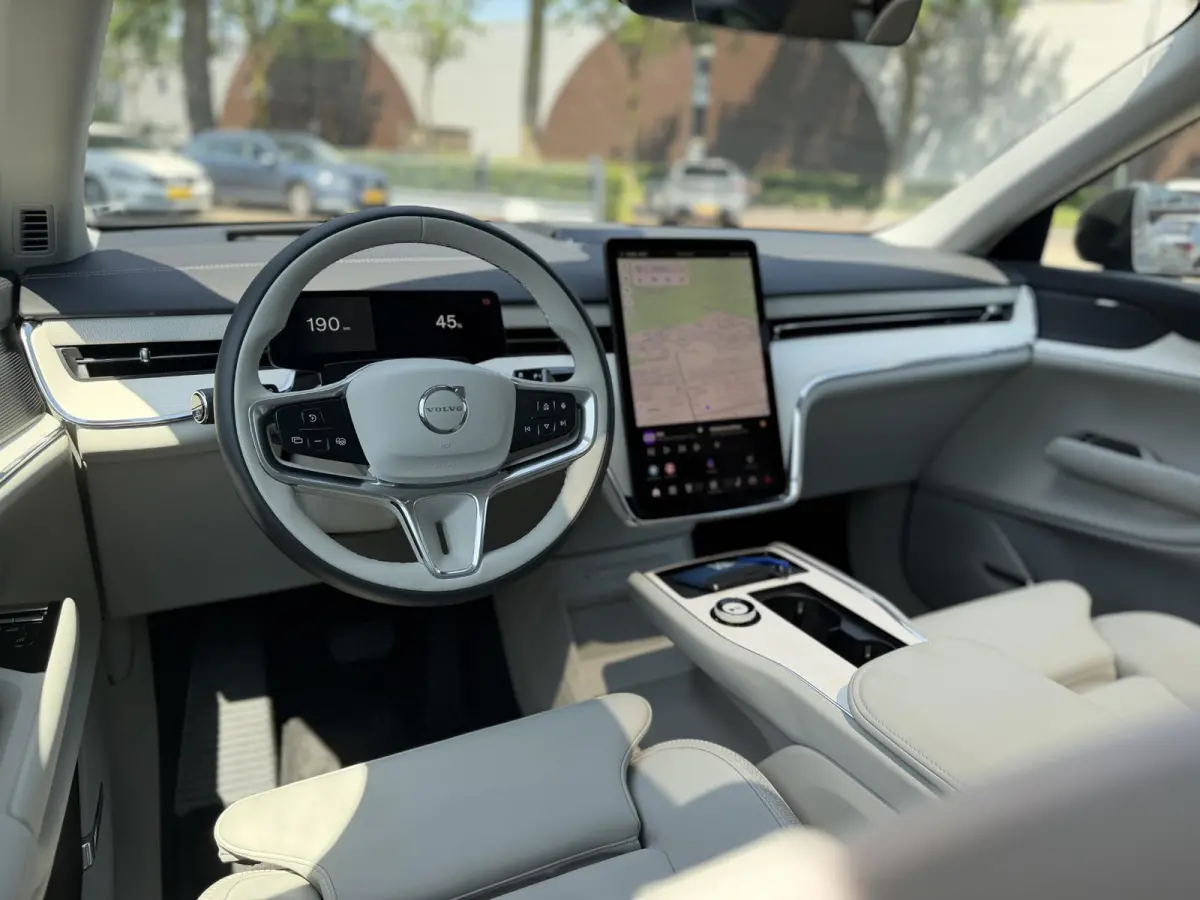 Twin Motor Performance Ultra 7p. 111 kWh