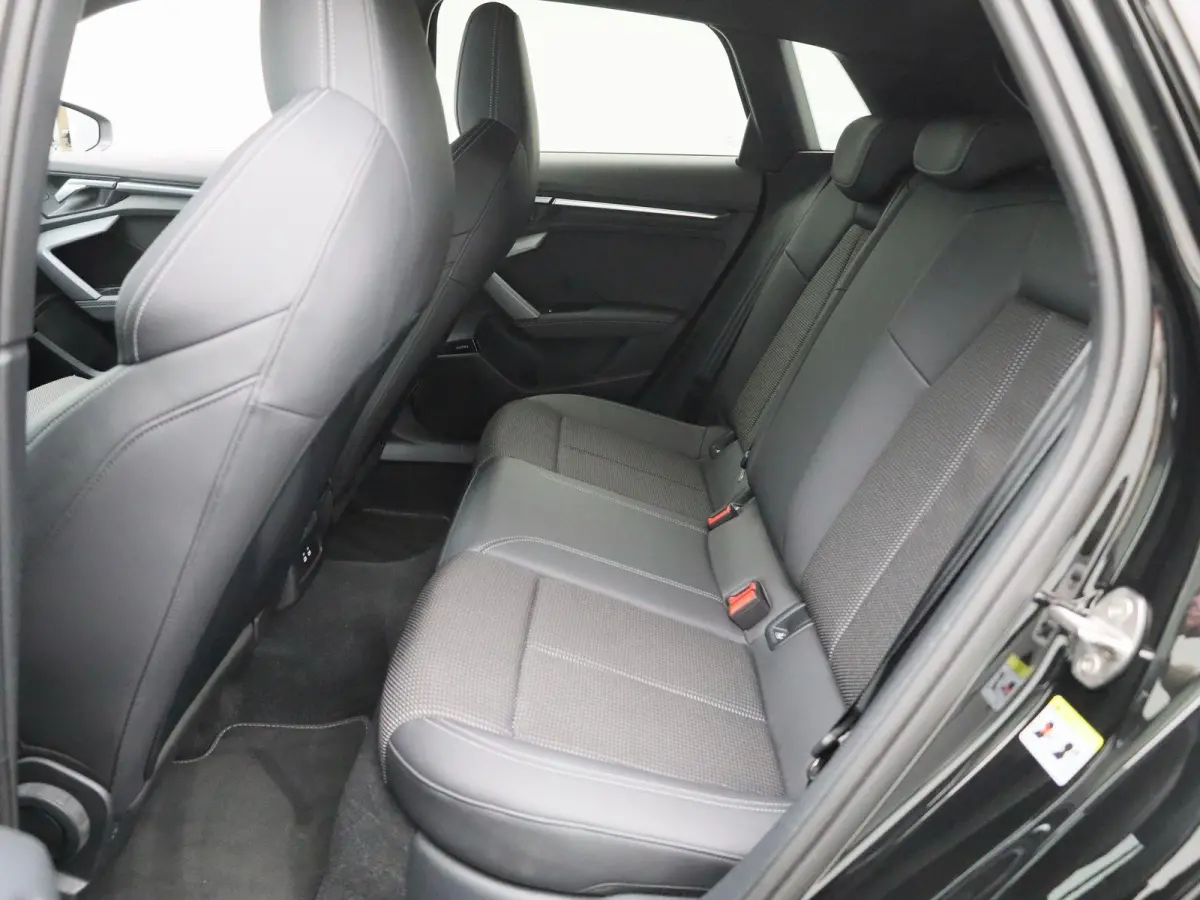 40 TFSI e S edition Navigatie | head up display | Airco | Stoelverwarming | Sonos Audio systeem |