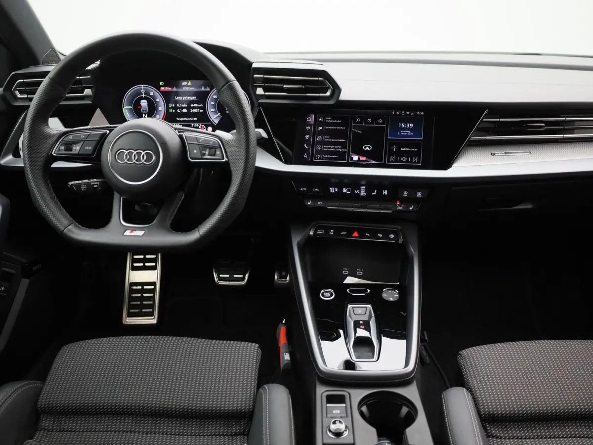 40 TFSI e S edition Navigatie | head up display | Airco | Stoelverwarming | Sonos Audio systeem |