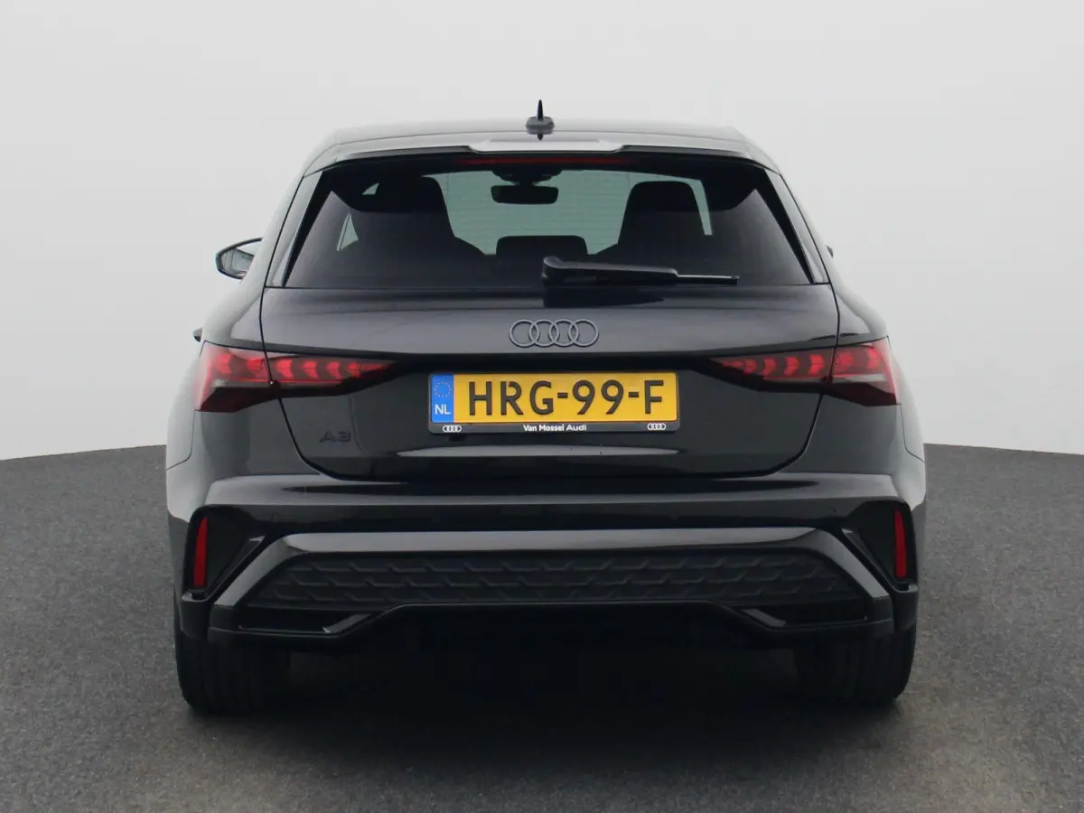 40 TFSI e S edition Navigatie | head up display | Airco | Stoelverwarming | Sonos Audio systeem |