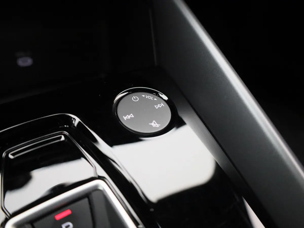 40 TFSI e S edition Navigatie | head up display | Airco | Stoelverwarming | Sonos Audio systeem |