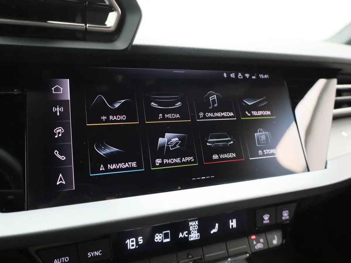 40 TFSI e S edition Navigatie | head up display | Airco | Stoelverwarming | Sonos Audio systeem |
