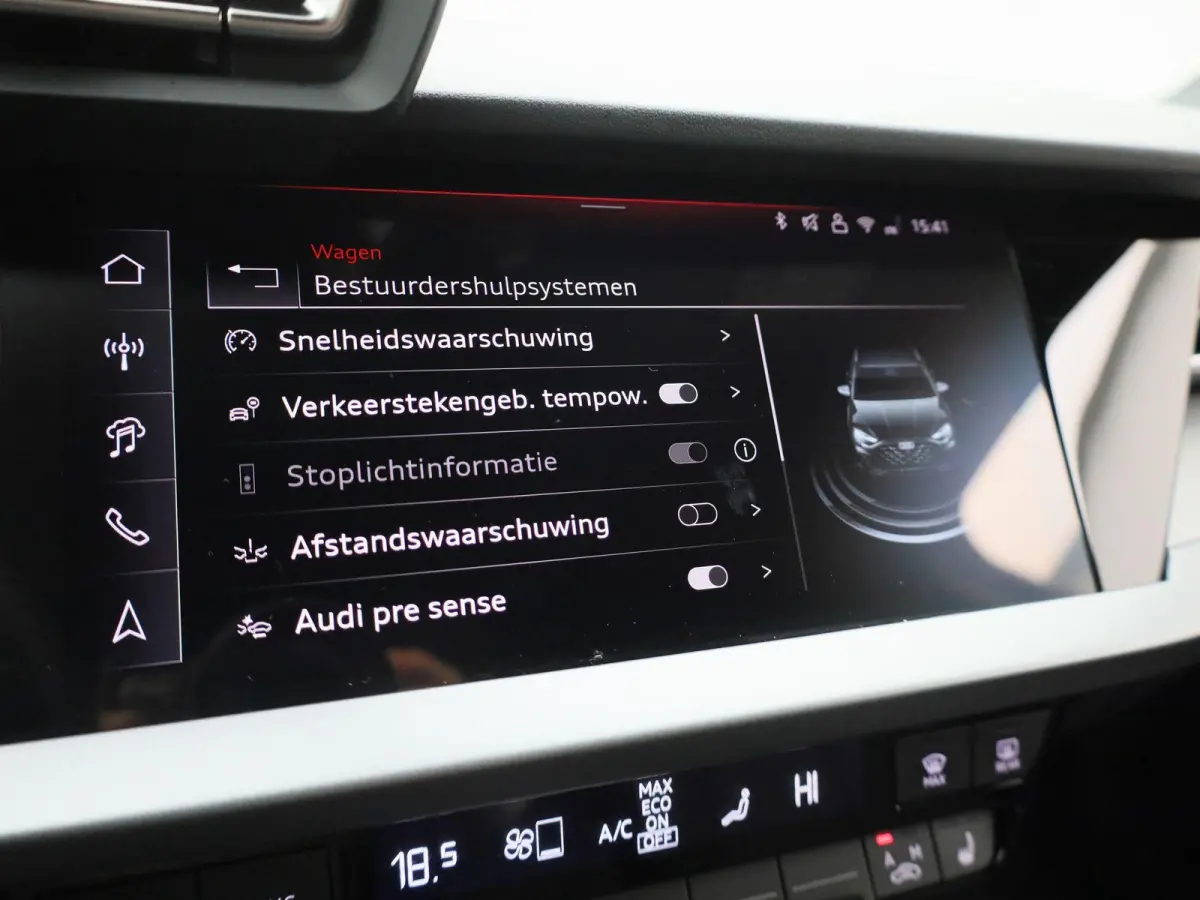 40 TFSI e S edition Navigatie | head up display | Airco | Stoelverwarming | Sonos Audio systeem |