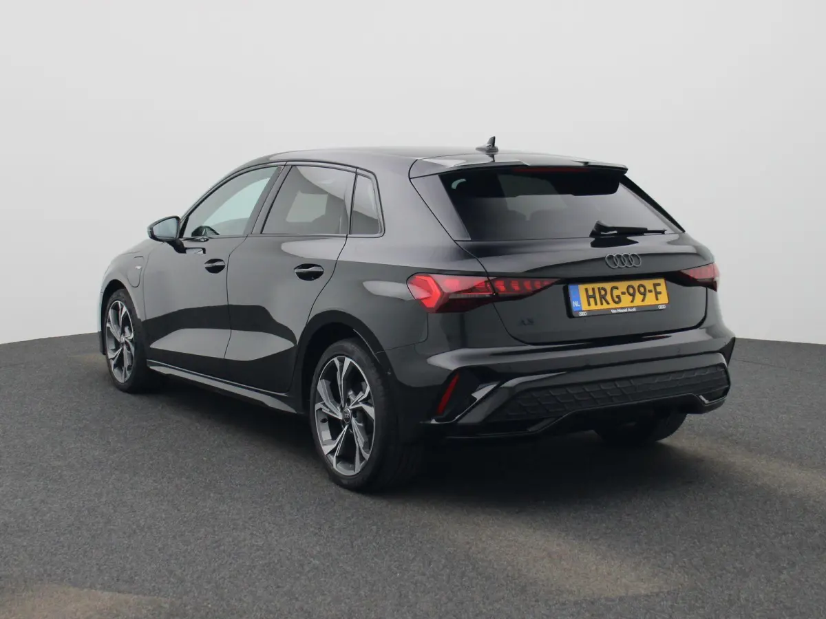 40 TFSI e S edition Navigatie | head up display | Airco | Stoelverwarming | Sonos Audio systeem |
