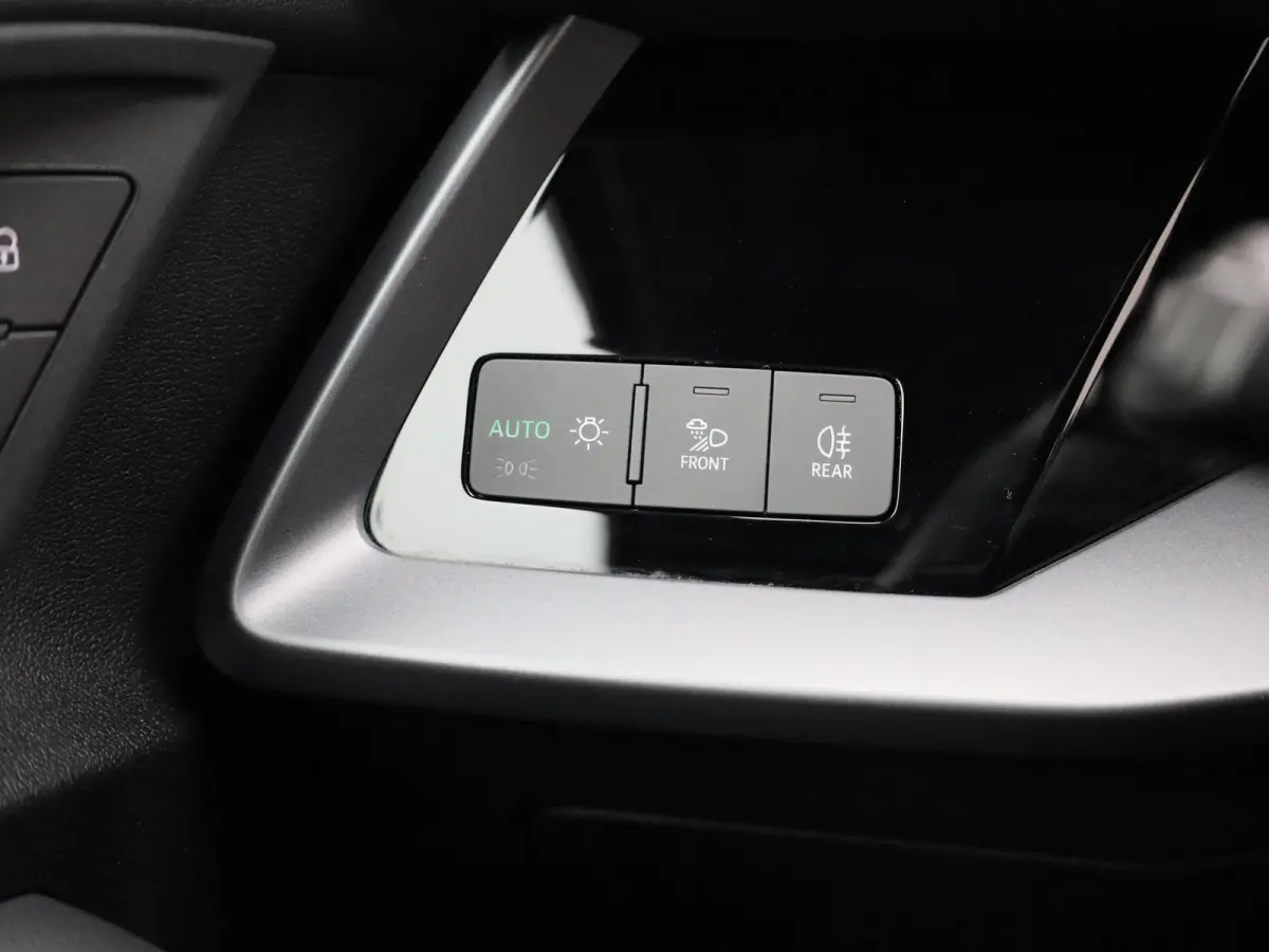 40 TFSI e S edition Navigatie | head up display | Airco | Stoelverwarming | Sonos Audio systeem |