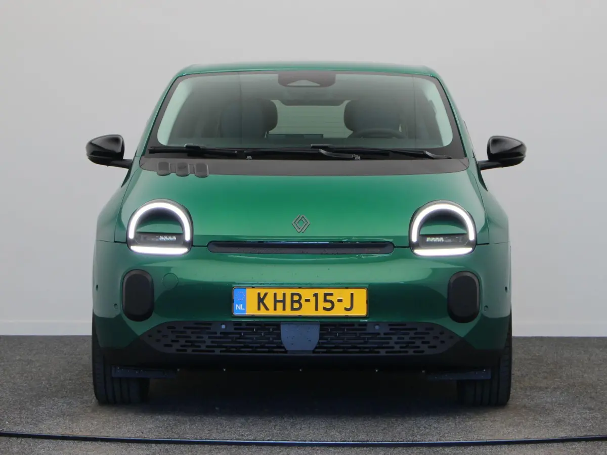 urban range techno 27.5 kWh | Stoelverwarming | Adaptive Cruise Control | Achteruitrijcamera | Climate Control |
