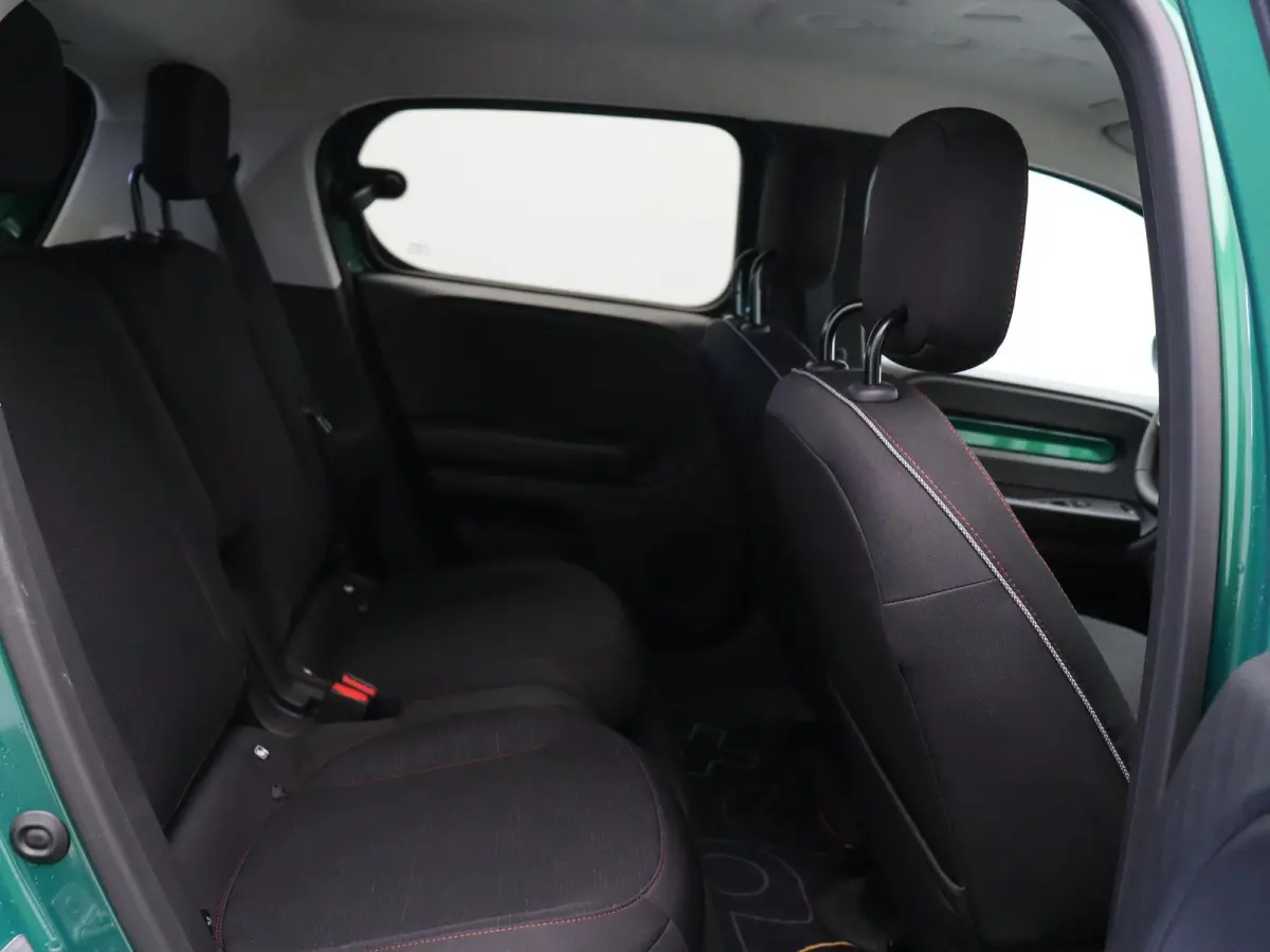 urban range techno 27.5 kWh | Stoelverwarming | Adaptive Cruise Control | Achteruitrijcamera | Climate Control |