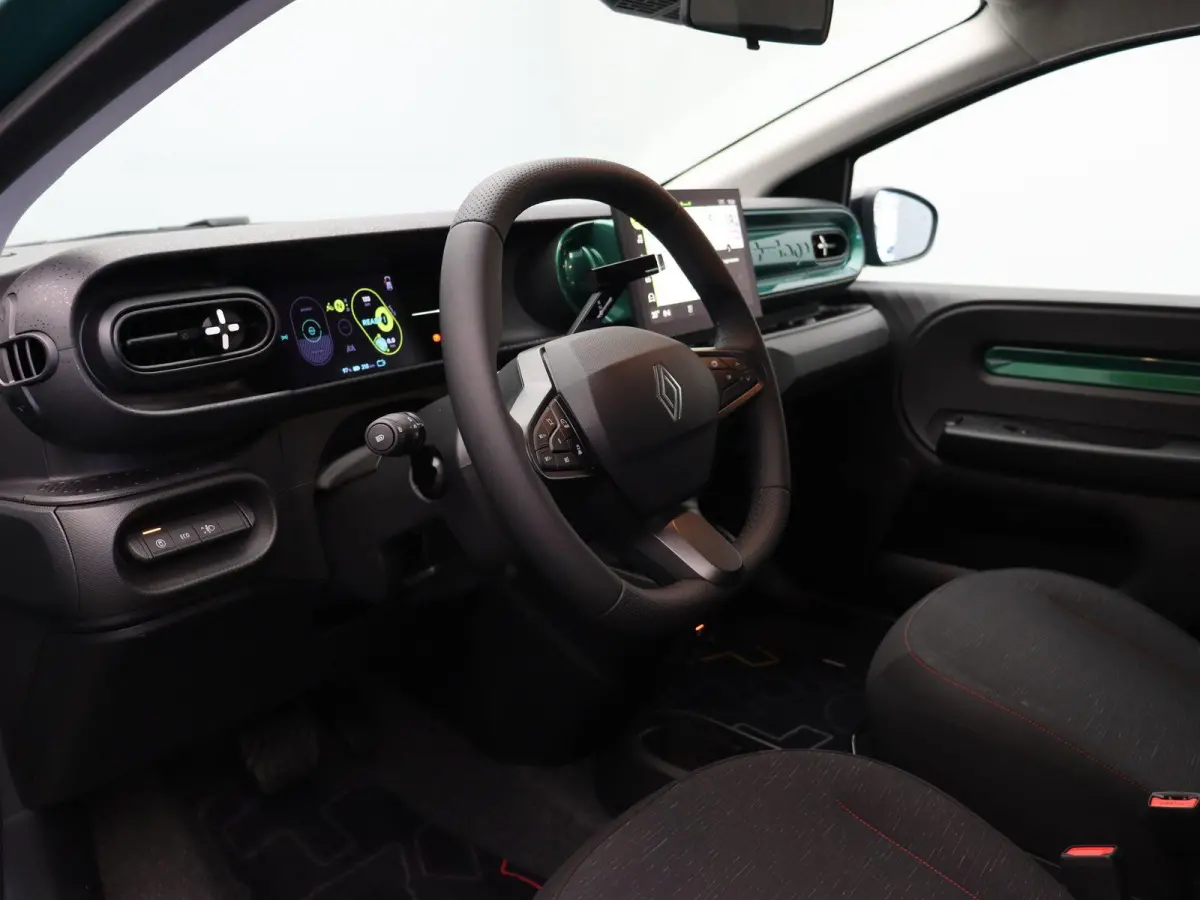 urban range techno 27.5 kWh | Stoelverwarming | Adaptive Cruise Control | Achteruitrijcamera | Climate Control |