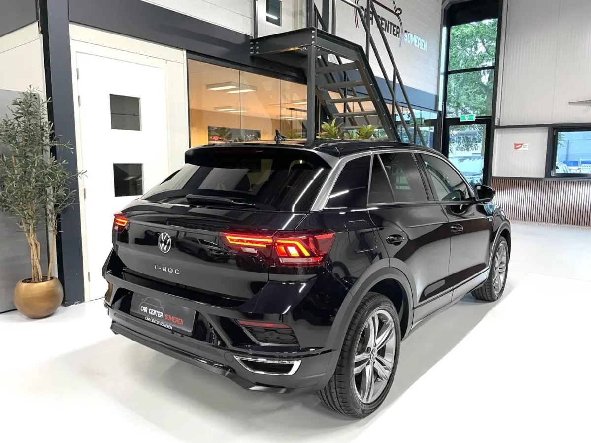 1.5 TSI 2x R-Line/ Camera/ 18'LMV/ Trekhaak