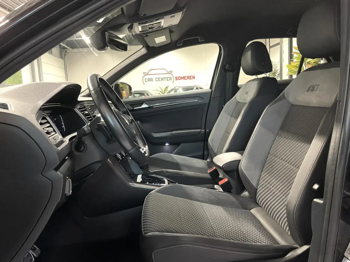 1.5 TSI 2x R-Line/ Camera/ 18'LMV/ Trekhaak