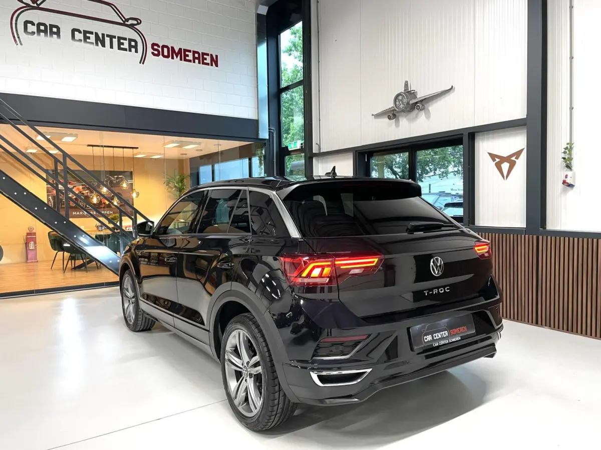 1.5 TSI 2x R-Line/ Camera/ 18'LMV/ Trekhaak