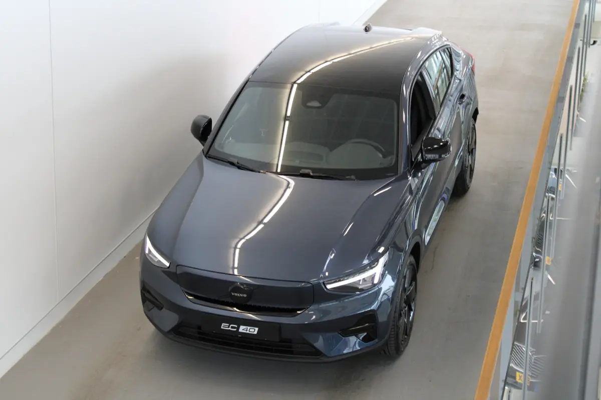 Single Plus Europa Black Edition 70kWh Power Seats | Climate Pack | 20" | Elektr. achterklep