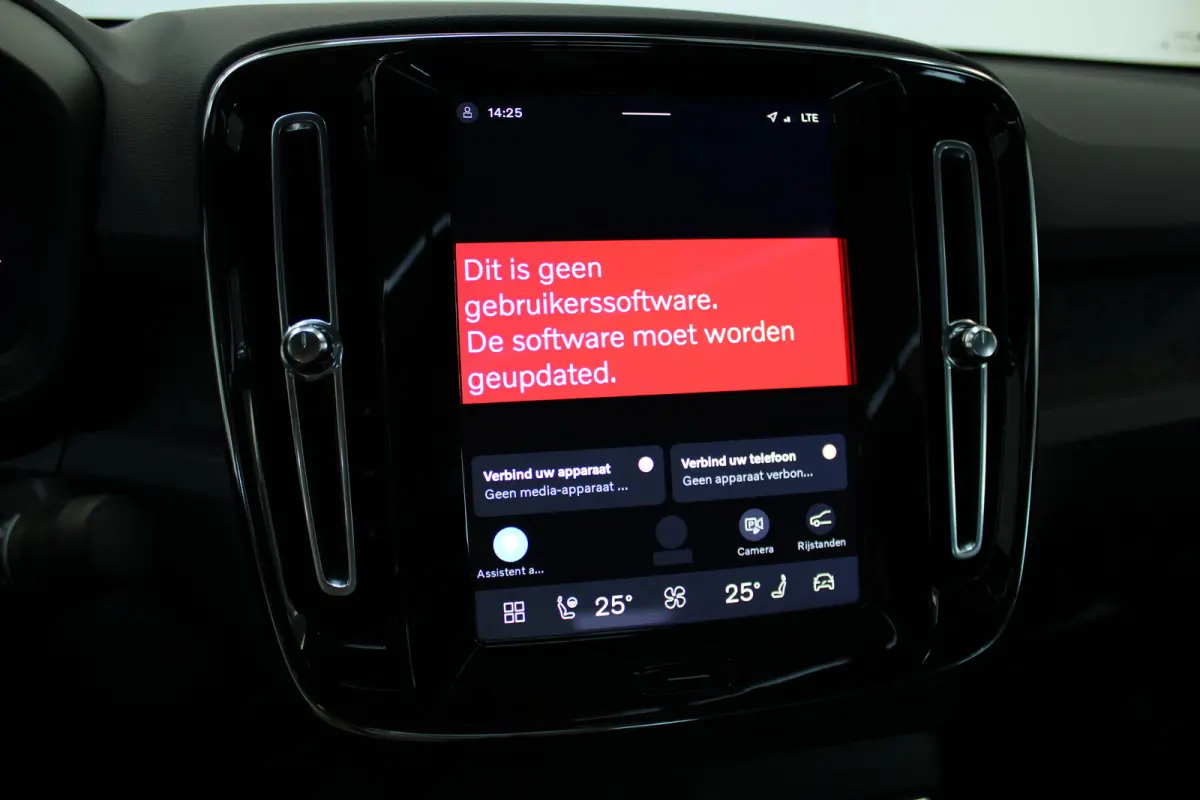 Single Plus Europa Black Edition 70kWh Power Seats | Climate Pack | 20" | Elektr. achterklep
