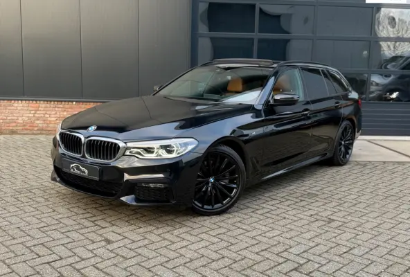 520i High Executive Panoramdak/Headup/Leer