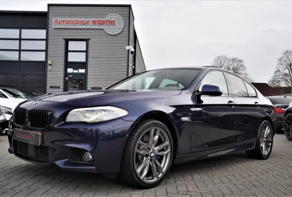 550i High Executive | M-pakket | Adaptieve cruise | Botswaarschuwing | Trekhaak elektrisch | Schuif/kanteldak | HuD |