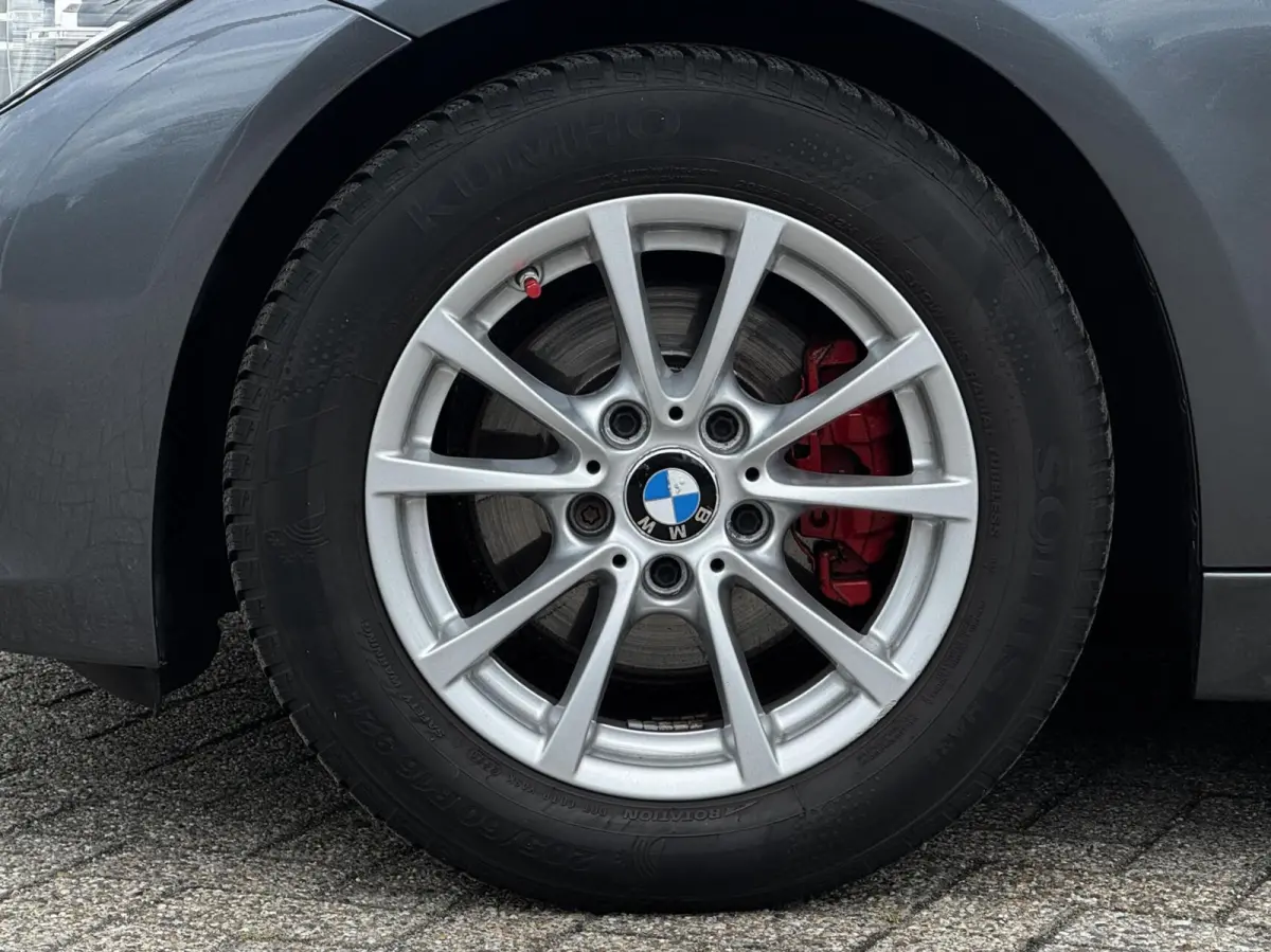 318i High Executive|LED|Trekhaak|Automaa