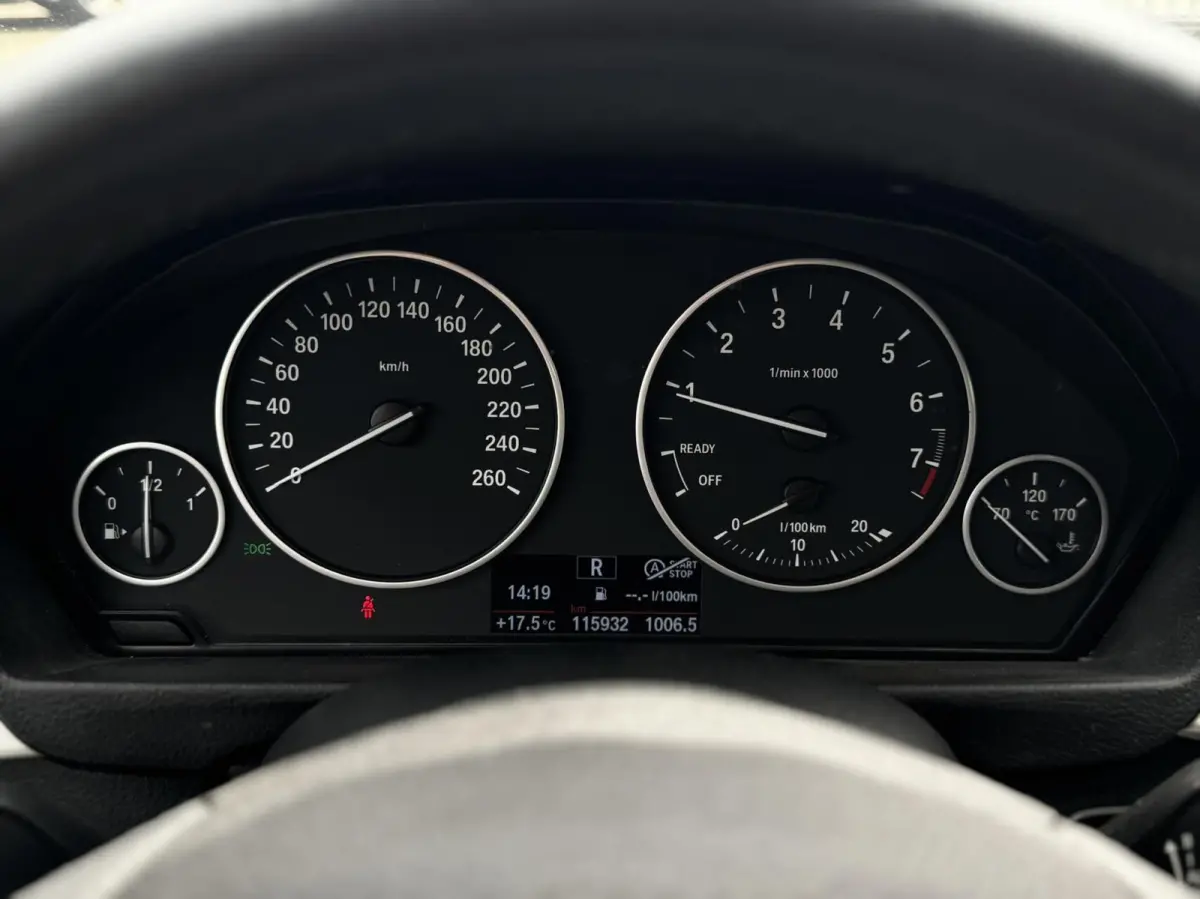318i High Executive|LED|Trekhaak|Automaa