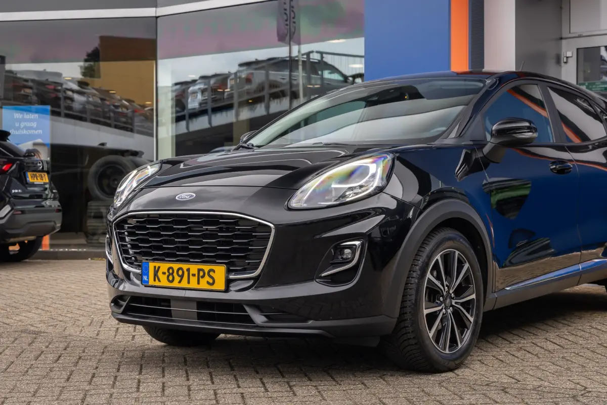 1.0 EcoBoost Titanium | Trekhaak Afneembaar | Stoel/Stuur/Vooruitvewarming | Cruise control | Apple Carplay/Android Auto | Parkeersensoren Achter | Apple Carplay/Android Auto|telefoonintegra