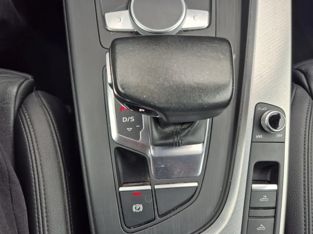 40 TFSI Design Pro Line Plus,Vitueel/Navigatie,Leder,elec.en verwarmde stoelen,Parksensoren,Cruisecontrol