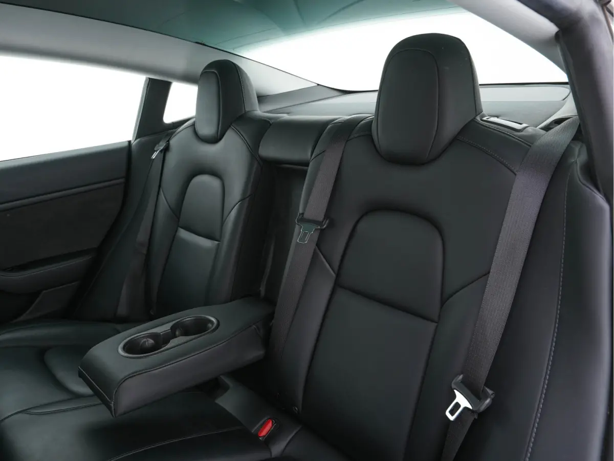Performance 75 kWh AWD [ Fase-3-17kW ] {SoH-88%} (INCL-BTW) Aut. *PANO | LEATHER | AUTO-PILOT | FULL-LED | DIGI-COCKPIT | ADAPTIVE-CRUISE | KEYLESS | TOPVIEW | DAB | CARPLAY | MEMORY-PACK | 