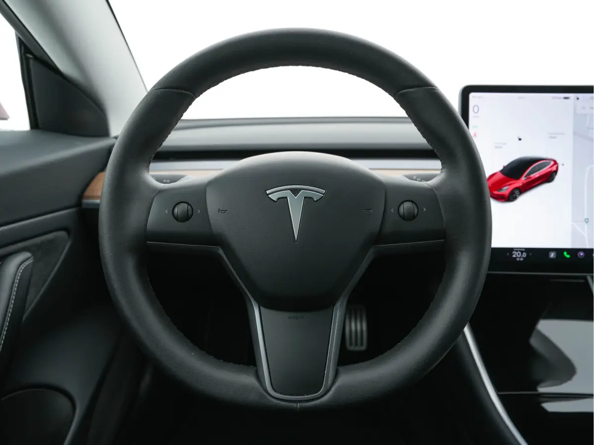 Performance 75 kWh AWD [ Fase-3-17kW ] {SoH-88%} (INCL-BTW) Aut. *PANO | LEATHER | AUTO-PILOT | FULL-LED | DIGI-COCKPIT | ADAPTIVE-CRUISE | KEYLESS | TOPVIEW | DAB | CARPLAY | MEMORY-PACK | 