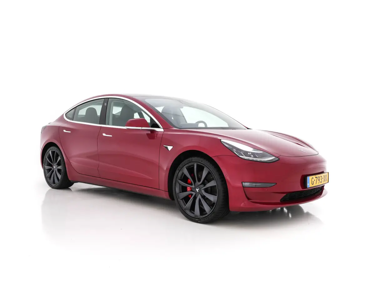 Performance 75 kWh AWD [ Fase-3-17kW ] {SoH-88%} (INCL-BTW) Aut. *PANO | LEATHER | AUTO-PILOT | FULL-LED | DIGI-COCKPIT | ADAPTIVE-CRUISE | KEYLESS | TOPVIEW | DAB | CARPLAY | MEMORY-PACK | 
